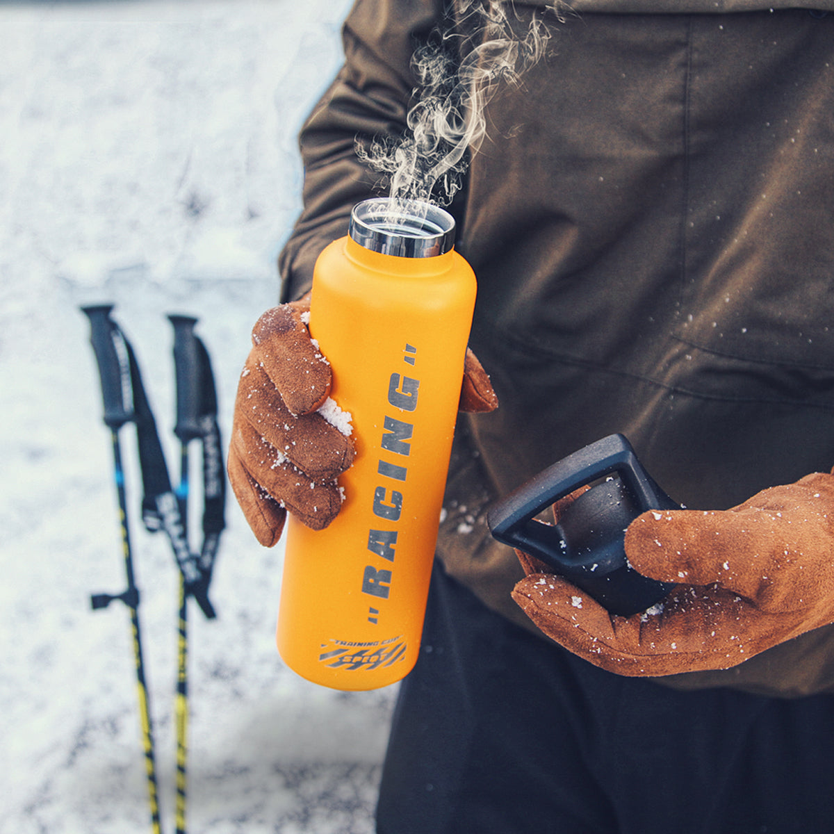 SPEQT Akuma Australia Vacuum Insulated Flask,Threadless Stainless Steel Water Bottle, One-Hand Opening Sports Water Bottle For Climbing Cycling Driving -25oz